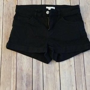 H&M BLACK SHORTS SIZE 2